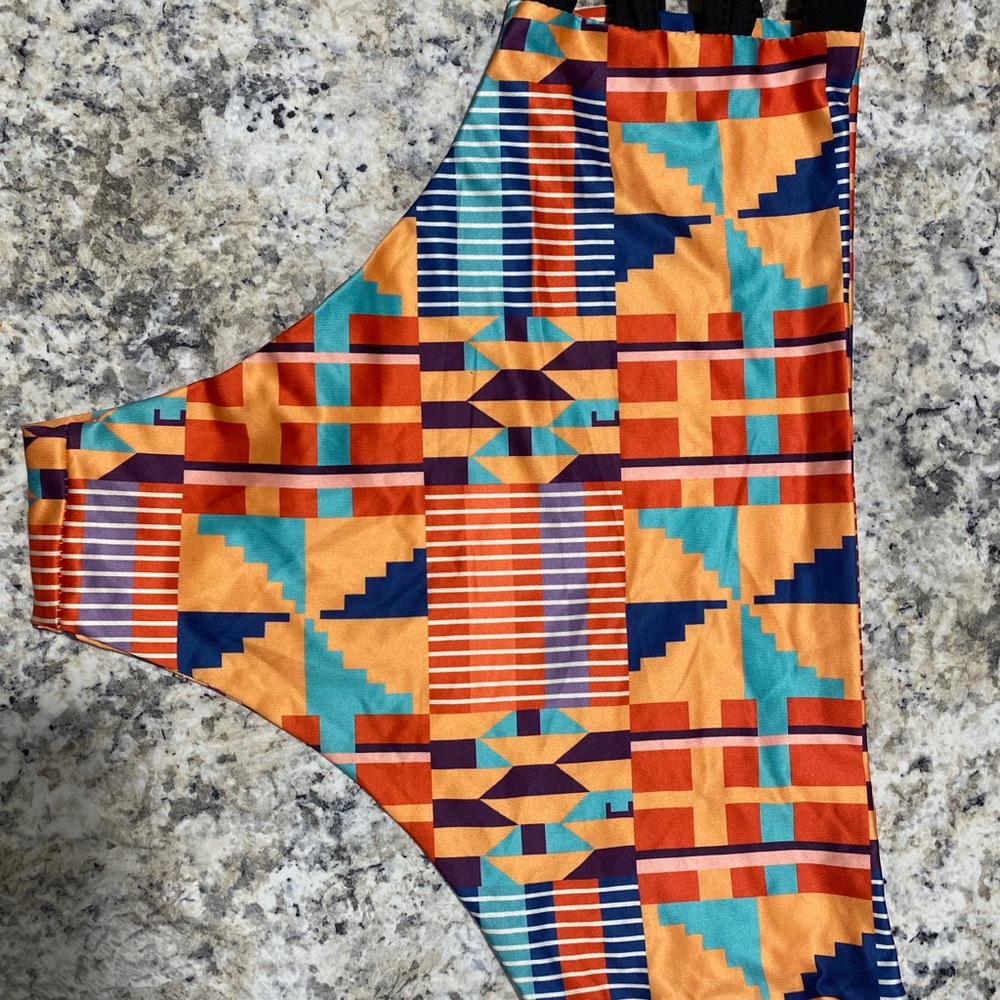 Semi high waisted bikini bottoms